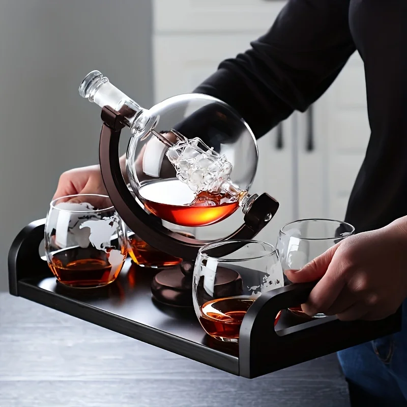 Decanter Globe Set - Kielich do whisky w kształcie globu,