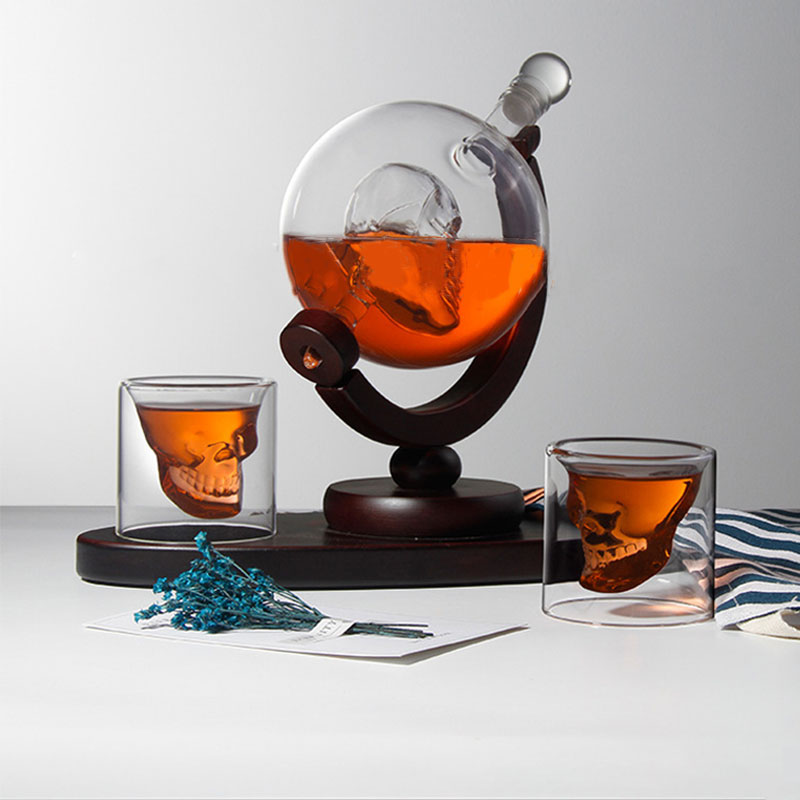 Decanter Globe Set - Zestaw karafki do whisky Skull Globe