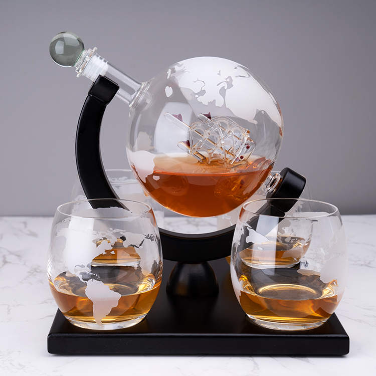 Fabryczna sprzedaż Niestandard – Decanter Globe Set recenzja i cena